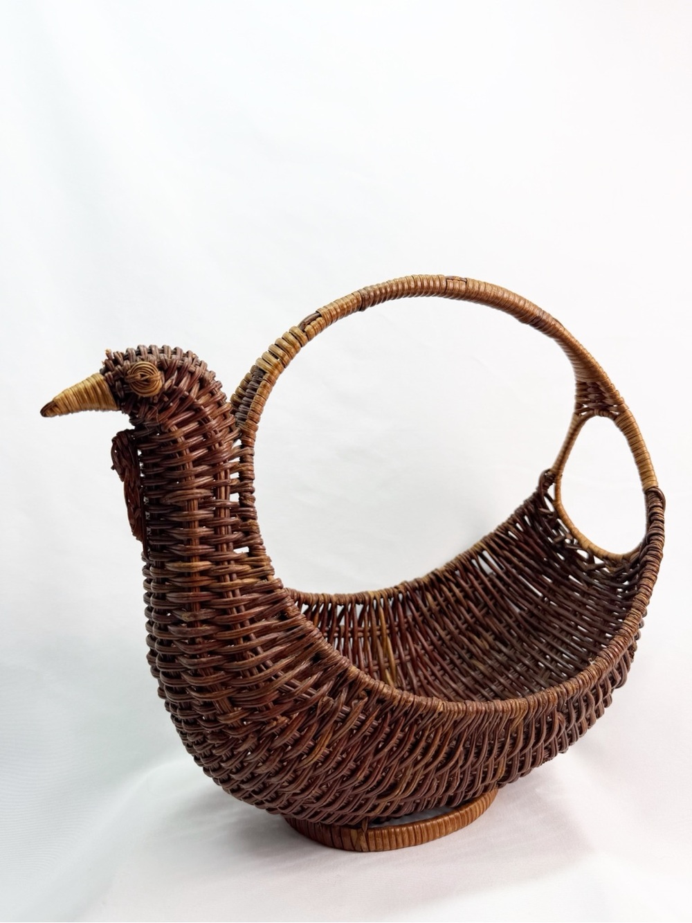 Vintage Wicker Farmhouse Chicken Bird Egg Basket